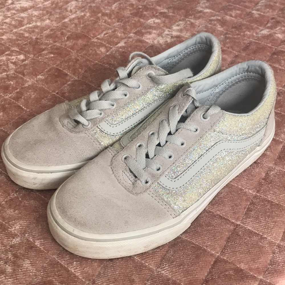 Girls sparkle Vans ⭐️